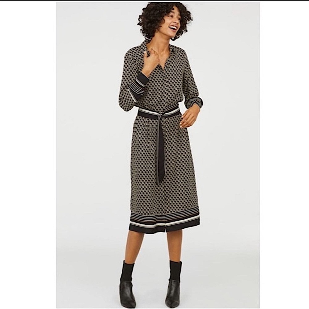 🄷&🄼 Geometric pattern Dress with belt size 4